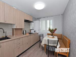 1-к квартира, посуточно, 39м2, 5/5 этаж