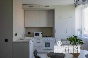 2-к квартира, посуточно, 63м2, 8/15 этаж