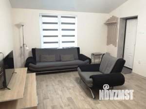 1-к квартира, посуточно, 42м2, 1/1 этаж