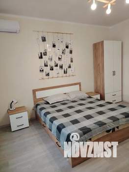 1-к квартира, посуточно, 40м2, 9/9 этаж