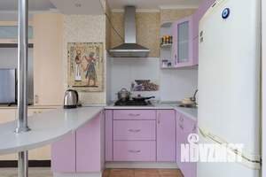 Студия квартира, посуточно, 35м2, 5/10 этаж