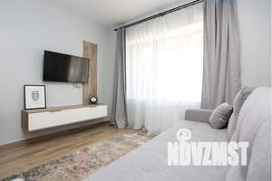 1-к квартира, посуточно, 33м2, 1/8 этаж