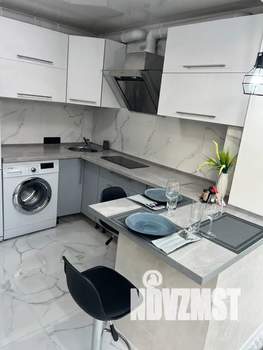 1-к квартира, посуточно, 33м2, 2/5 этаж