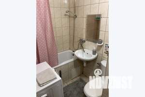 2-к квартира, посуточно, 40м2, 2/3 этаж