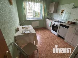 1-к квартира, посуточно, 30м2, 3/3 этаж