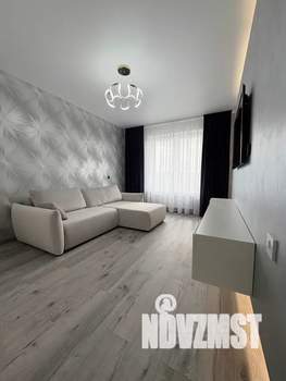 1-к квартира, посуточно, 39м2, 8/10 этаж