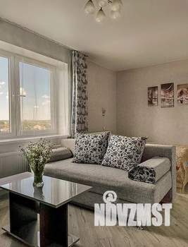 1-к квартира, посуточно, 39м2, 7/7 этаж