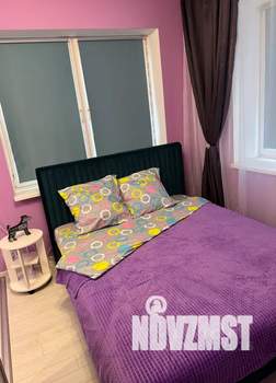 1-к квартира, посуточно, 40м2, 1/9 этаж