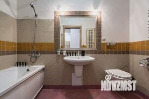 2-к квартира, посуточно, 67м2, 1/1 этаж