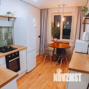 2-к квартира, посуточно, 44м2, 7/9 этаж