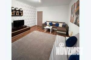 1-к квартира, посуточно, 45м2, 1/8 этаж