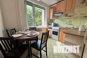 2-к квартира, посуточно, 52м2, 4/9 этаж