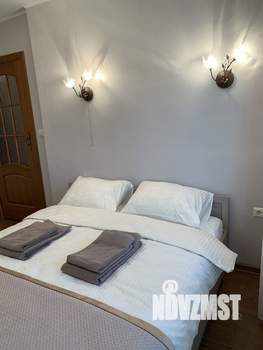 2-к квартира, посуточно, 45м2, 5/5 этаж