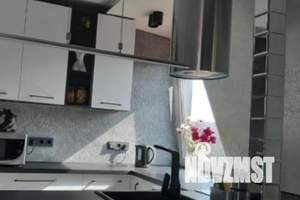 1-к квартира, посуточно, 40м2, 3/3 этаж