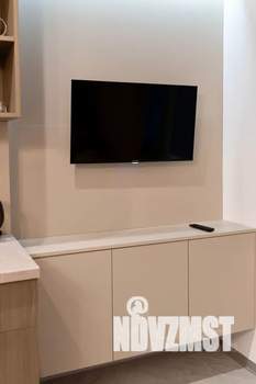 1-к квартира, посуточно, 42м2, 1/9 этаж