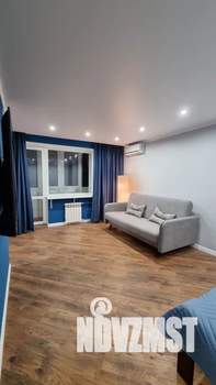 1-к квартира, посуточно, 35м2, 5/5 этаж