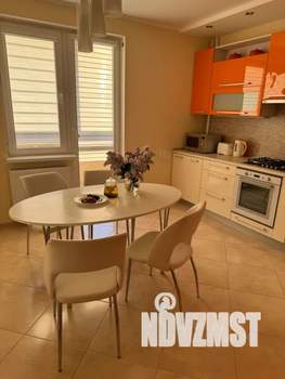 1-к квартира, посуточно, 54м2, 5/9 этаж