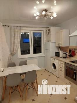 1-к квартира, посуточно, 41м2, 5/10 этаж