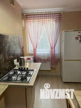 1-к квартира, посуточно, 36м2, 3/10 этаж