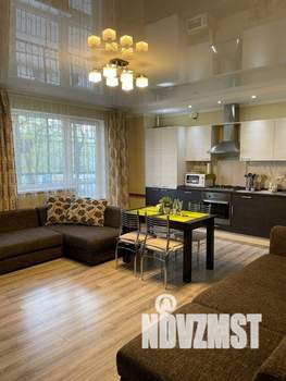 1-к квартира, посуточно, 61м2, 1/1 этаж