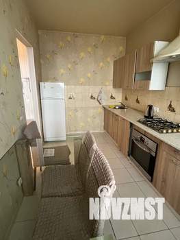 1-к квартира, посуточно, 35м2, 4/8 этаж