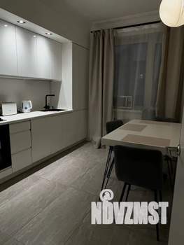 1-к квартира, посуточно, 39м2, 8/9 этаж