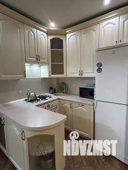 2-к квартира, посуточно, 42м2, 4/5 этаж