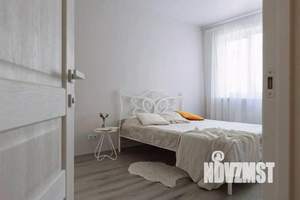 1-к квартира, посуточно, 43м2, 1/1 этаж