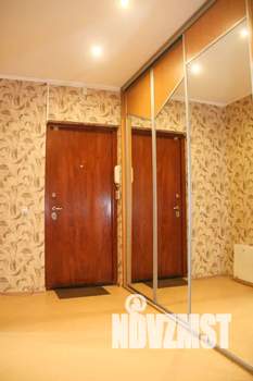 2-к квартира, посуточно, 65м2, 1/12 этаж