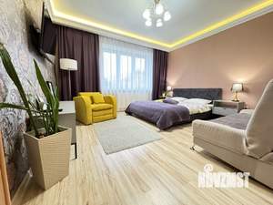 1-к квартира, посуточно, 40м2, 4/10 этаж