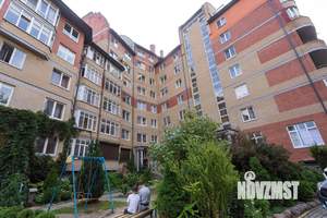 2-к квартира, посуточно, 60м2, 1/1 этаж