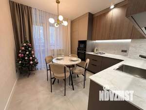 1-к квартира, посуточно, 43м2, 1/10 этаж