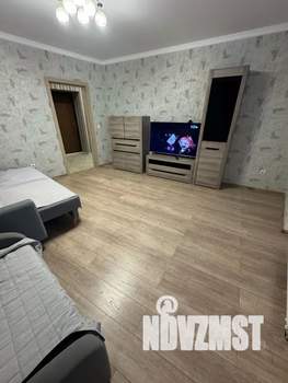 1-к квартира, посуточно, 40м2, 11/13 этаж