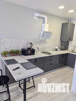 1-к квартира, посуточно, 43м2, 2/9 этаж