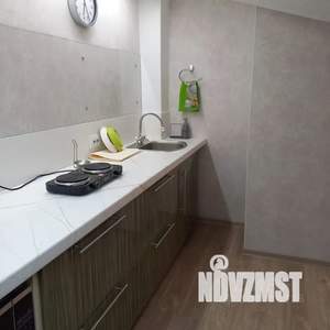 Студия квартира, посуточно, 28м2, 10/10 этаж