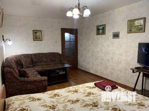 1-к квартира, посуточно, 53м2, 3/5 этаж