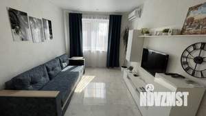 1-к квартира, посуточно, 38м2, 1/1 этаж