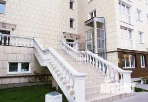 Студия квартира, посуточно, 46м2, 2/10 этаж