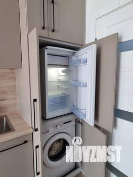 Студия квартира, посуточно, 24м2, 1/9 этаж