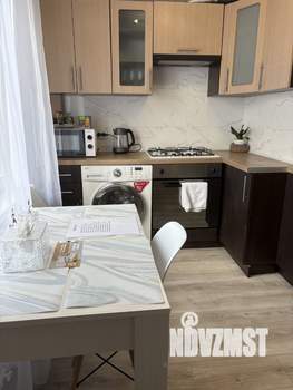 1-к квартира, посуточно, 36м2, 4/10 этаж