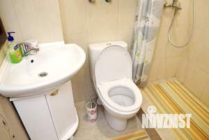 1-к квартира, посуточно, 28м2, 1/2 этаж