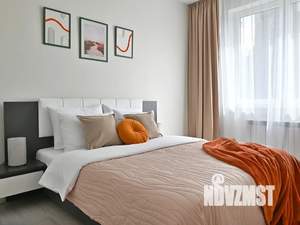 1-к квартира, посуточно, 44м2, 1/13 этаж