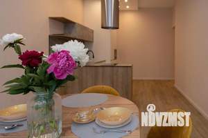 2-к квартира, посуточно, 72м2, 1/1 этаж