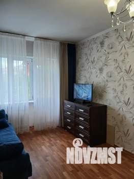 2-к квартира, посуточно, 40м2, 4/4 этаж