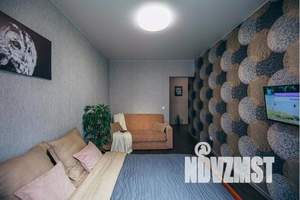 1-к квартира, посуточно, 33м2, 2/8 этаж