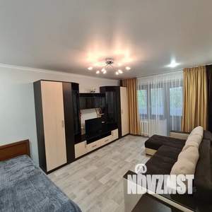 1-к квартира, посуточно, 39м2, 2/9 этаж