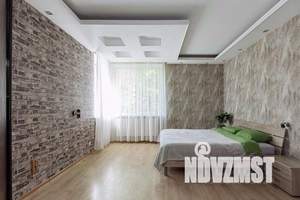 1-к квартира, посуточно, 40м2, 3/3 этаж