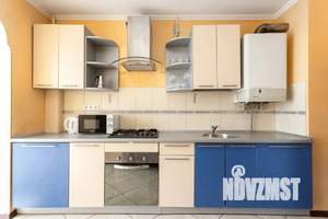 1-к квартира, посуточно, 43м2, 5/8 этаж