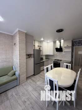 1-к квартира, посуточно, 42м2, 4/10 этаж