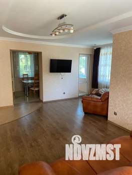 2-к квартира, посуточно, 58м2, 2/5 этаж